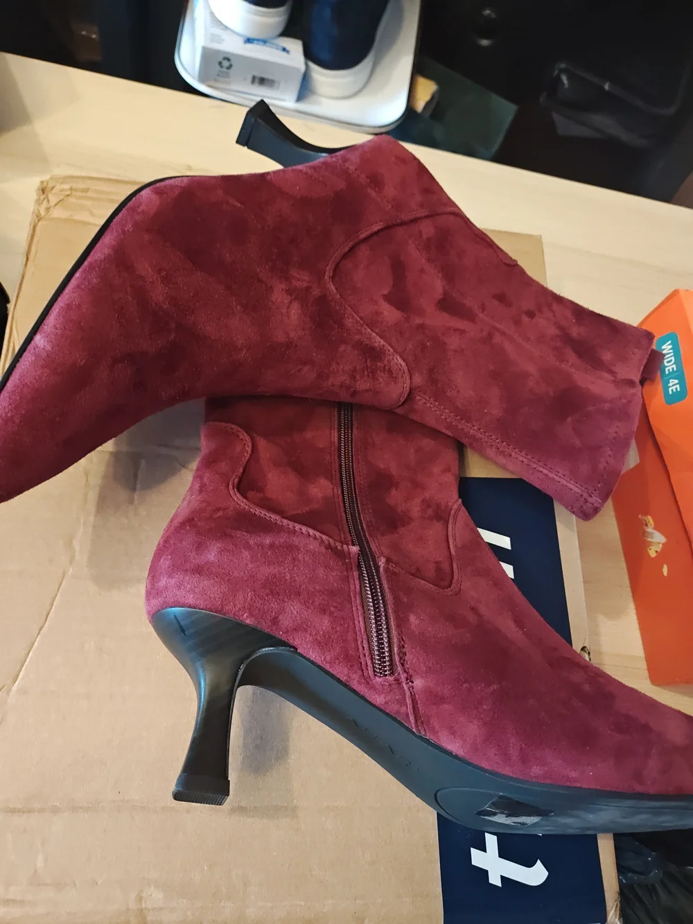 Women's Suede Burgundy Ankle Booties with Kitten Heel 10